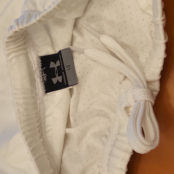 Under Armour women's athletic skirt - Picture 3 of 3